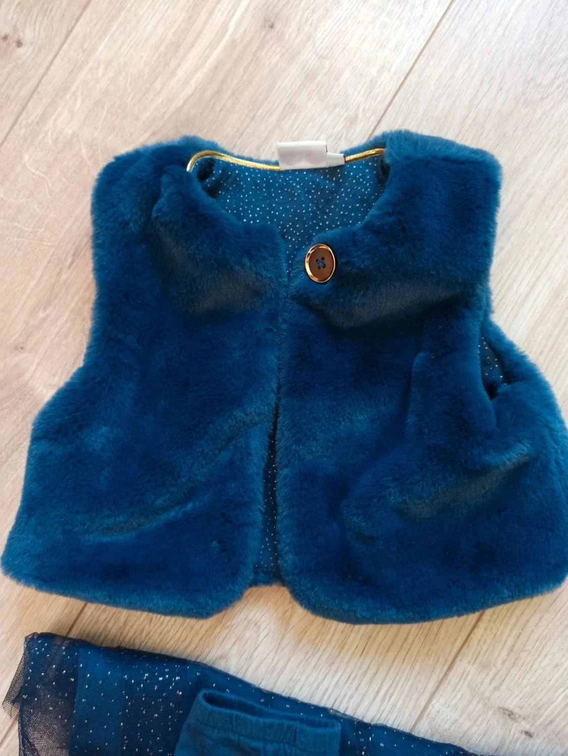 Robe avec gilet fourrure et collant tenue soirée taille 9 mois – photo 7